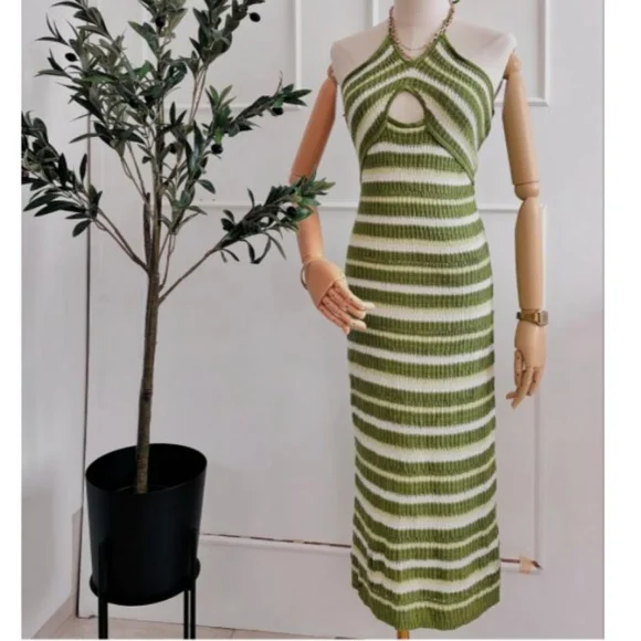 Sincerly Jules Dresses Halter Crochet Dress Womens Size XSmall - Picture 3 of 6